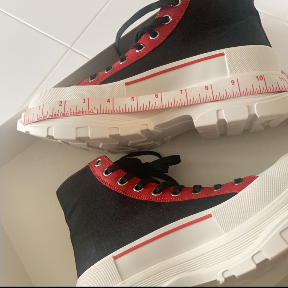 ‼️SOLD‼️ Alexander McQueen, Tread Slick high-top sneakers size 42 - Picture 11 of 12